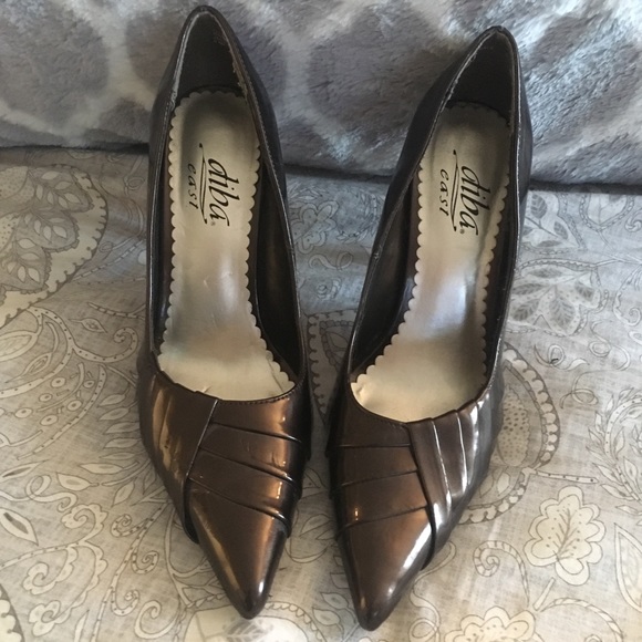 womens pointed toe heels